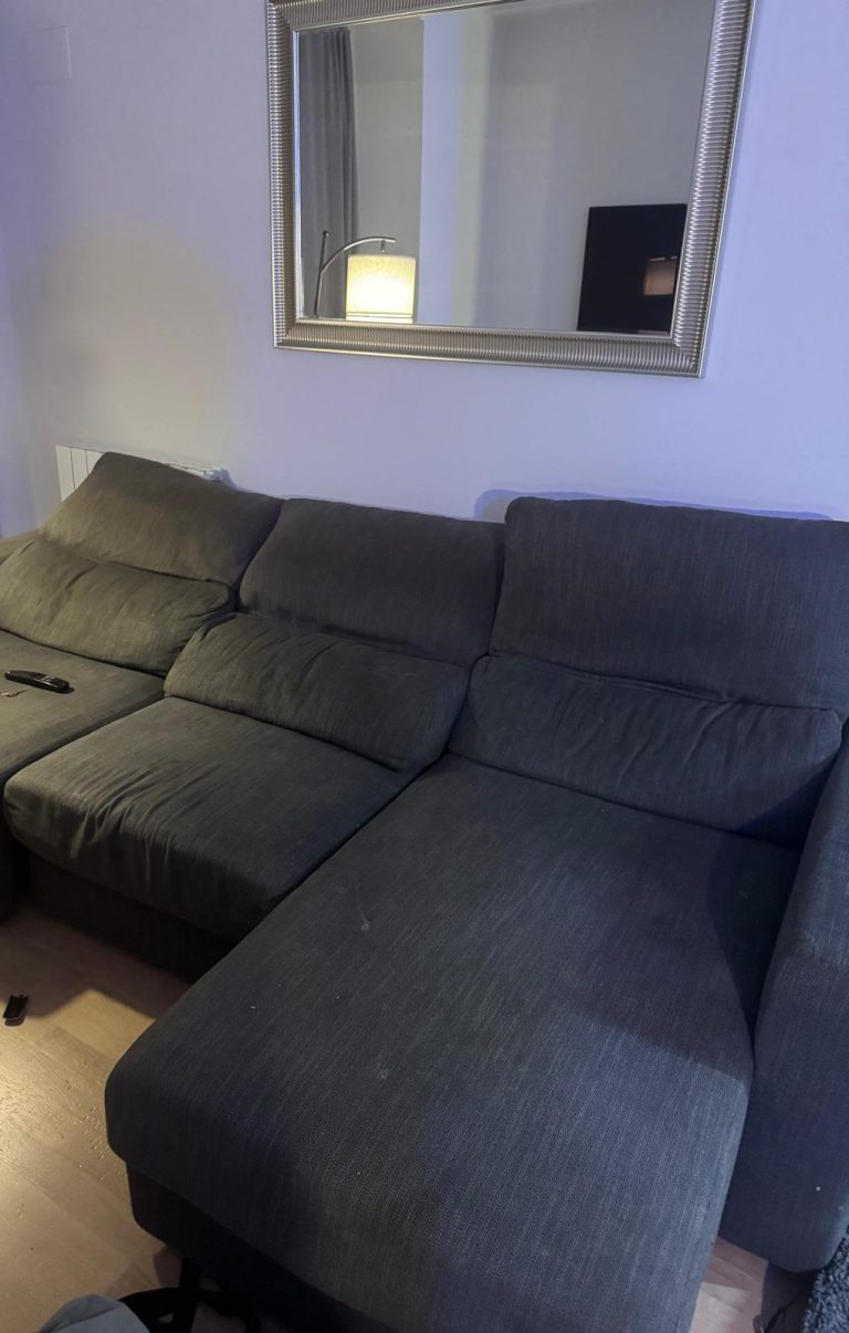 ¡Recogida rápida de muebles en Barcelona! Recogida de sofás viejos en Barcelona por LoTiramos.com